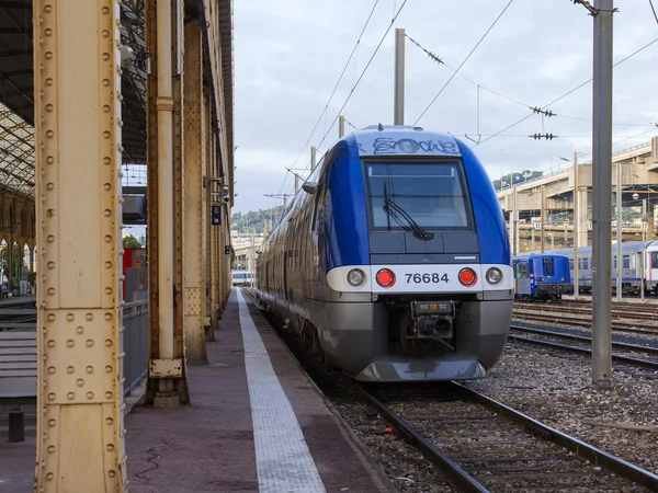 Francia, Nizza. stazione ferroviaria Nizza - una delle località turistiche della Costa Azzurra Francia — Foto Stock