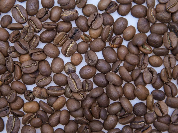 Pozadí pražených kávových zrn — Stock fotografie