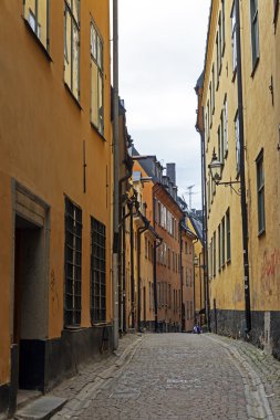 Stockholm, İsveç. gamla Adası tarihi kentin tipik sokak stan