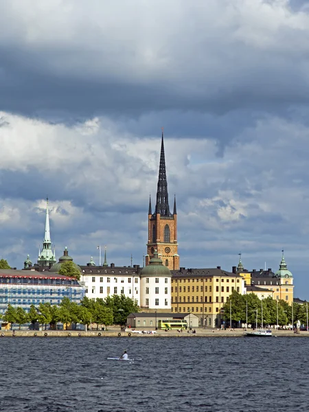 Stockholm, Zweden. een typische uitzicht op de waterkant — Stockfoto