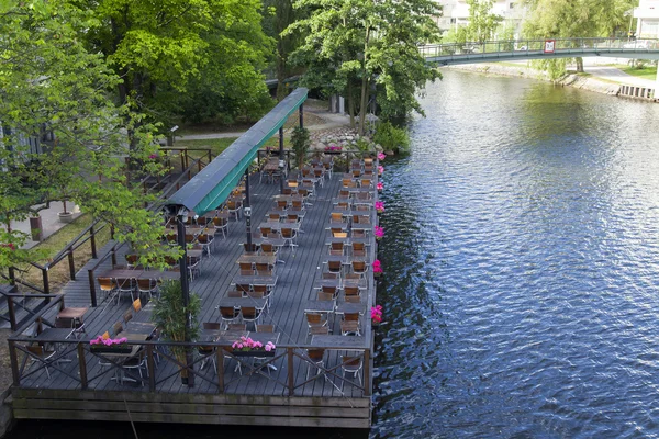 Стокгольм, Швеция Летние кафе на открытом воздухе утром — стоковое фото