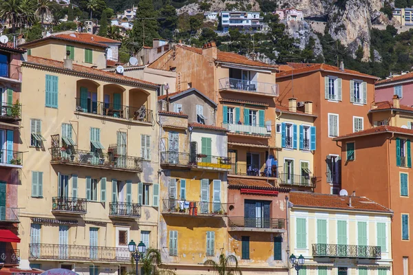 France , Cote d'Azur , Villefranche. Architectural detail of old houses on the waterfront. View from the sea . — Stock Photo, Image