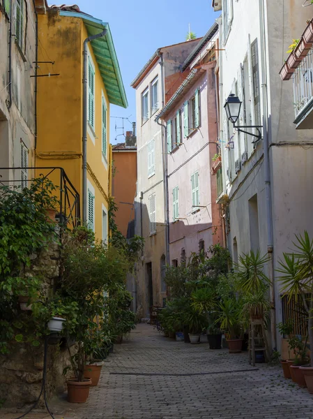 France , Cote d'Azur , Villefranche. Typical architecture of the old town in Provence — Stock Photo, Image