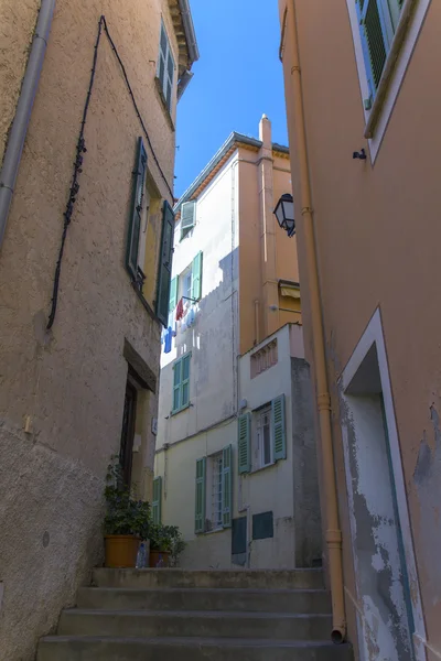 Francia, Costa Azul, Villefranche. Arquitectura típica del casco antiguo de Provenza —  Fotos de Stock