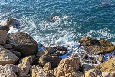 Akdeniz, Fransız Rivierası. sahil şeridi