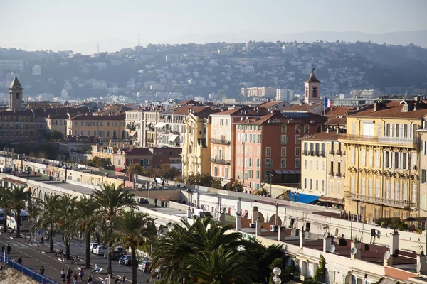 France , Cote d'Azur . Nice . View of the Promenade des Angle from the observation deck on the hill Chateau. — Stock Photo, Image