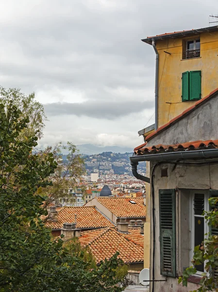 France , Cote d'Azur . Nice, October 17, 2013 . View of the city from the observation deck on the hill Chateau. — Stock Photo, Image