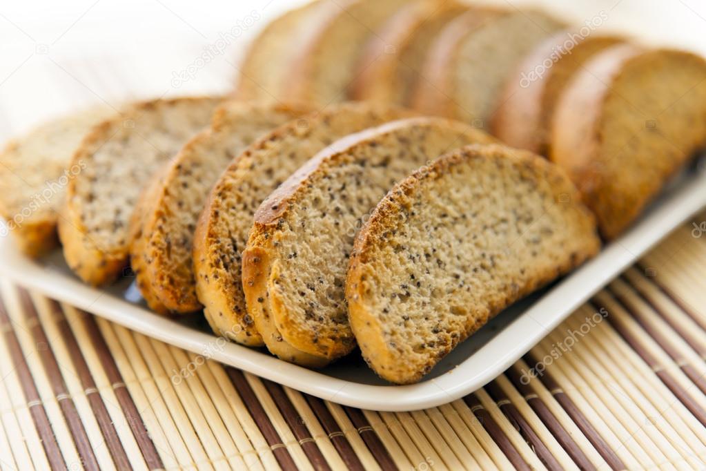 Wheat crackers with poppy seeds