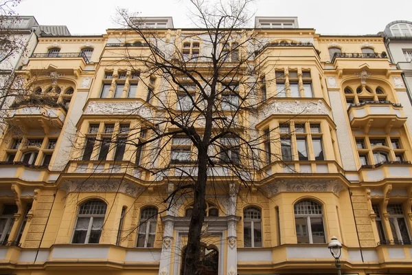 Tyskland, Berlin. Arkitektoniska Detaljer för hus byggda i den västra delen av staden i början av nittonhundratalet — Stockfoto