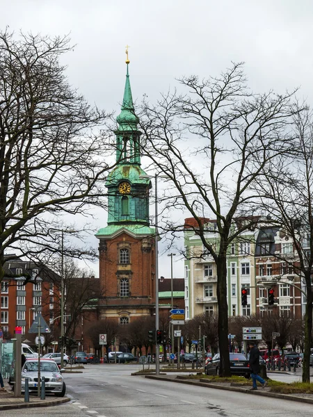 Hamburg, Duitsland, 19 februari 2013. typisch stedelijke weergave bewolkt winterdag — Stockfoto