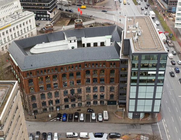 Hamburg, Duitsland, 19 februari 2013. uitzicht op de stad vanaf de 132-meter toren van de kerk van st. michael — Stockfoto