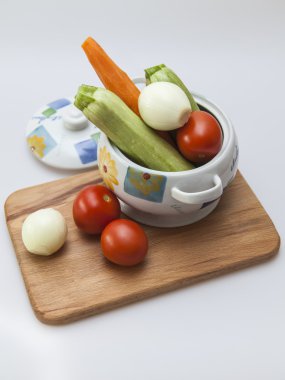 sebze güveç yemek için taze sebze