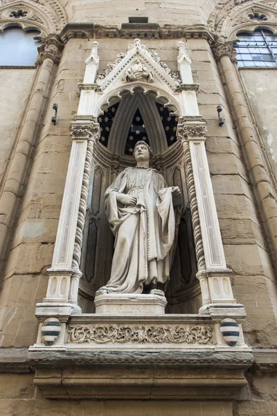 Florencia, Italia. Catedral de Santa Maria del Fiore, (Santa Maria del Fiore, Duomo de Florencia), detalles arquitectónicos —  Fotos de Stock