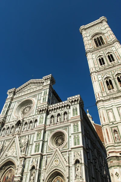Florence, Italie, le 23 juin 2012. Cathédrale Santa Maria del Fiore, (Santa Maria del Fiore, Duomo de Florence), détails architecturaux — Photo
