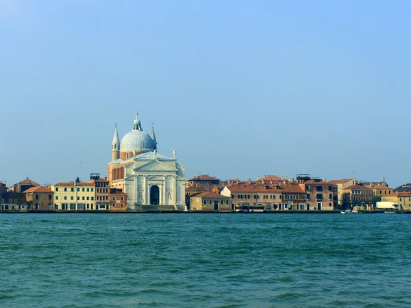 Venice, Italy. View of Cathedral of San Giorgio Maggiore on the island of San Giorgio Maggiore from the promenade of San Marco and Venetian lagune — Stock Photo, Image