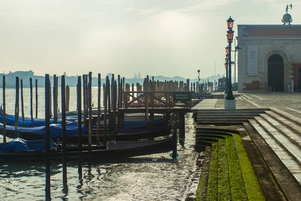 Venice, Italy, June 21, 2012. Typical urban view — Stock Photo, Image