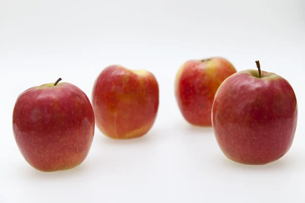 Stora röda äpplen — Stockfoto
