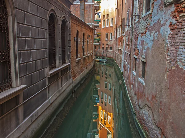 İtalya, Venedik. tipik kentsel görünümü — Stok fotoğraf