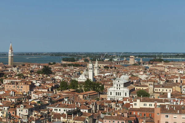 View of the city from the bell tower of the Cathedral of San Marco — Stock Photo, Image