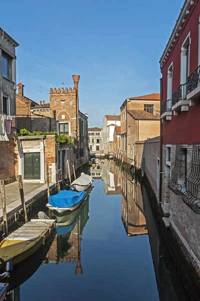 Itália, Veneza. Vista urbana típica — Fotografia de Stock