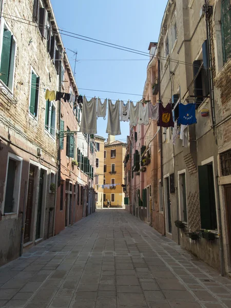 Venedig, Italien, 24. Juni 2012. typische Stadtansicht Sommertag — Stockfoto