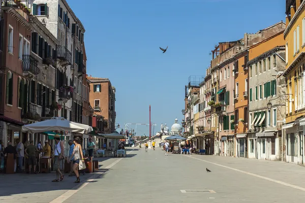 Venezia, 24 giugno 2012. Vista urbana tipica giornata estiva — Foto Stock