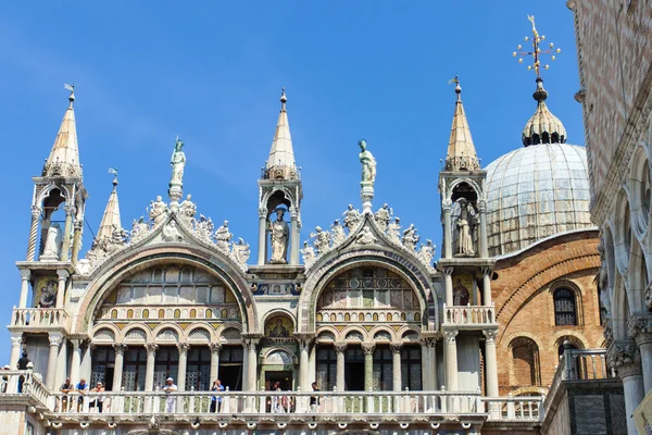 Venice, Italy . Architectural details of the Cathedral of San Marco — Stock Photo, Image