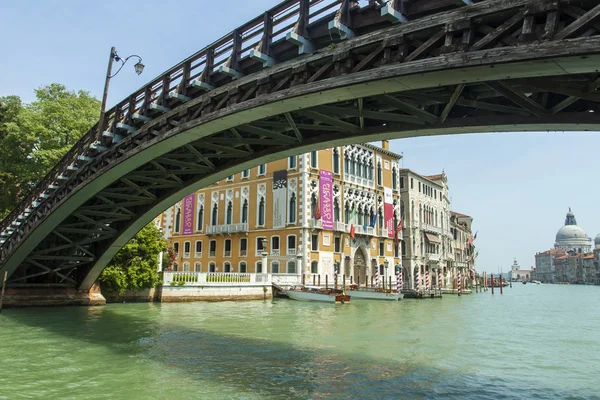 Itálie, Benátky. pohled na velký kanál — Stock fotografie
