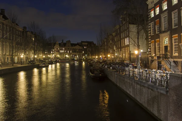 Амстердам, Нидерланды. Типичный вид города — стоковое фото