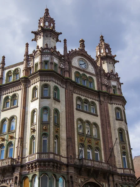 Budapest, Hungary. Typical architectural details of historic buildings — Stock Photo, Image