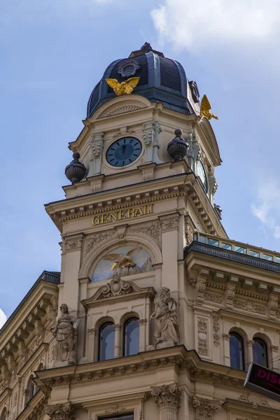 Viena, Austria. Detalles arquitectónicos típicos de edificios históricos — Foto de Stock