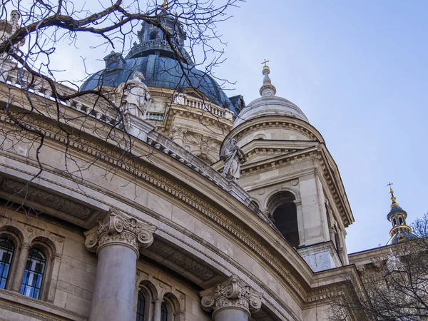 Budapest, Hongarije. architectonische details van de basiliek van st. stephen — Stockfoto