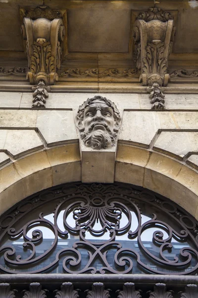 Paris, Frankreich. typische architektonische Details — Stockfoto