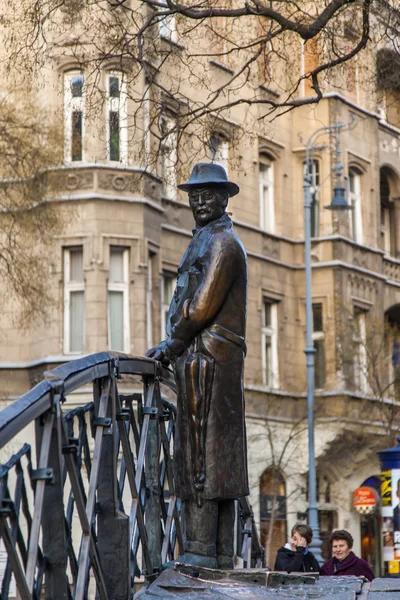 Будапешт, Венгрия, 21 марта 2014 года. Памятник Имре Надь — стоковое фото