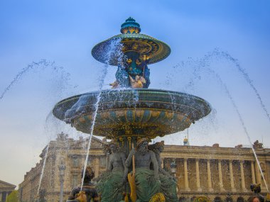 Paris, Fransa, 1 Mayıs 2013. place de la Concorde'ye çeşme