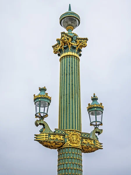 Paris, Fransa, 1 Mayıs 2013. Pont alexandre III. Mimari Detaylar — Stok fotoğraf