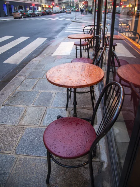 Paris, Frankrike. sommaren uteserveringar — Stockfoto