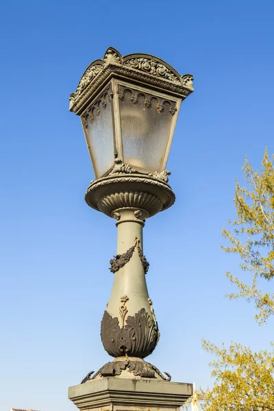 Budapeste, Hungria. Lâmpada de rua bonita — Fotografia de Stock