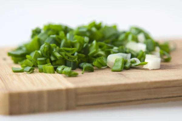Frischer Schnittlauch, gehackter Salat — Stockfoto