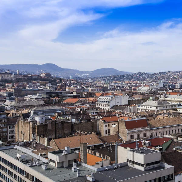 Budapest, Hongrie. Vue de la ville depuis la plateforme d'observation de la basilique Saint-Étienne — Photo