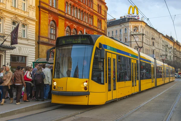 Budapest, Hungary, March 22, 2014 . Typical urban look. The city's tram stop is on — Stock Photo, Image