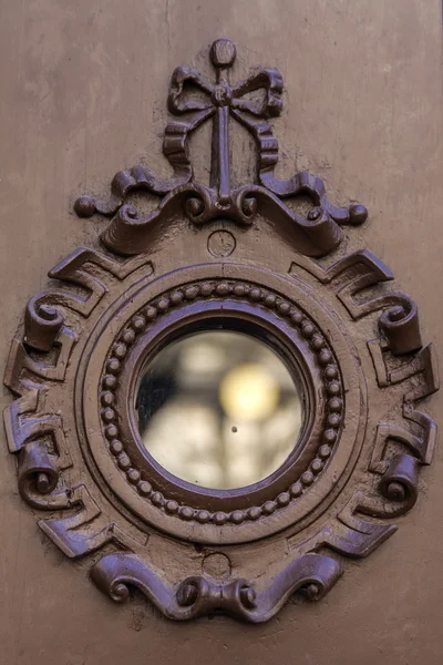 Budapest, Hungary. Typical architectural details of houses in the historic city — Stock Photo, Image