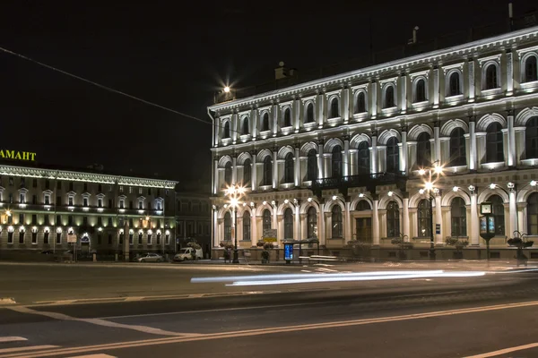 St. petersburg, russland, 23. september 2012. Typische Stadtansichten bei Nacht — Stockfoto