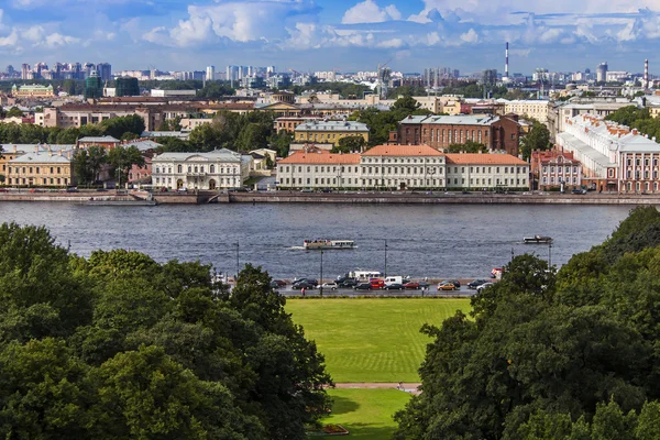 St. petersburg russland, 26. august 2010. Blick von der Aussichtsplattform der Kathedrale von St. Isaac — Stockfoto