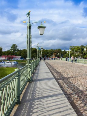 St. petersburg, Rusya. neva Nehri dolgu üzerinde teklif ve ioanovsky köprü
