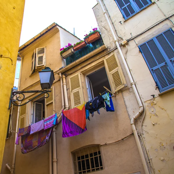 Menton , France. Typical architectural details of homes in the historic city — Stock Photo, Image