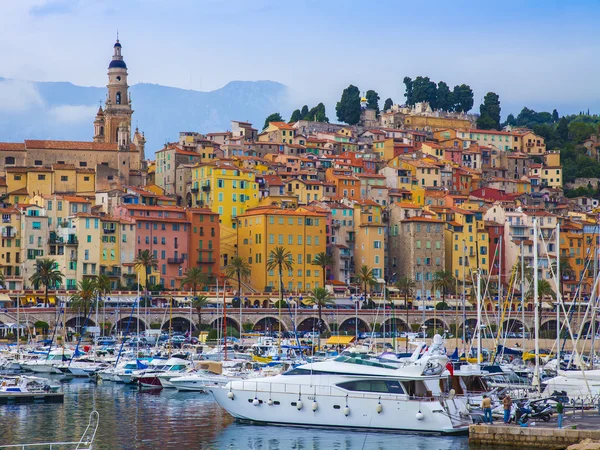 Menton, France, October. View yachts moored in the city's port — Stock Photo, Image