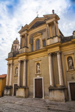 Menton, Fransa, 15 Ekim 2013. Katedral mimarisi