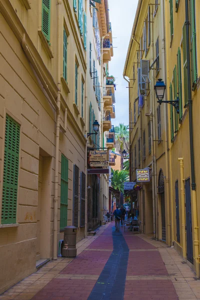 Menton, Fransa. Şehrin tipik görünümü