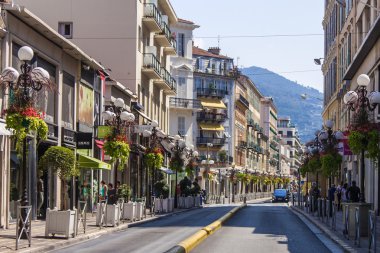 Nice, Fransa, 3 Temmuz 2011 tarihinde. yaz öğleden sonra tipik kentsel görünümü